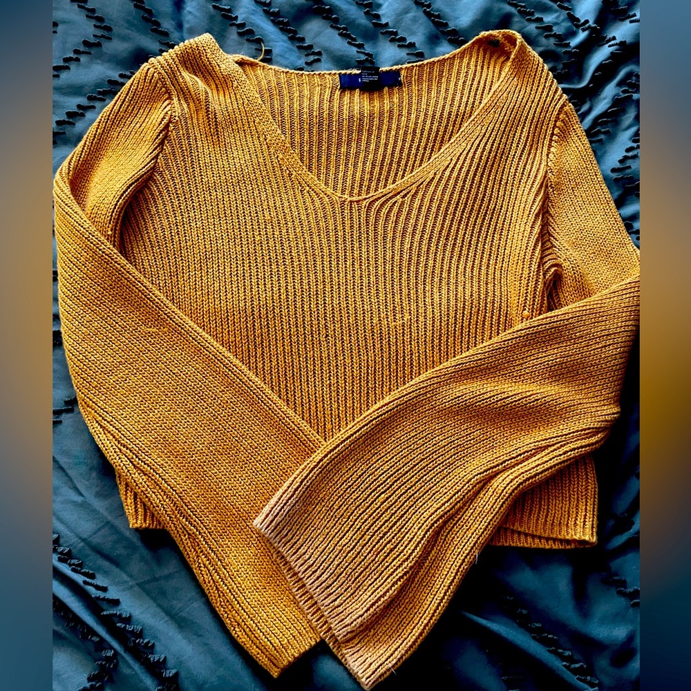 Forever 21 Bell Sleeve 70s Crop Top Corduroy Sweater